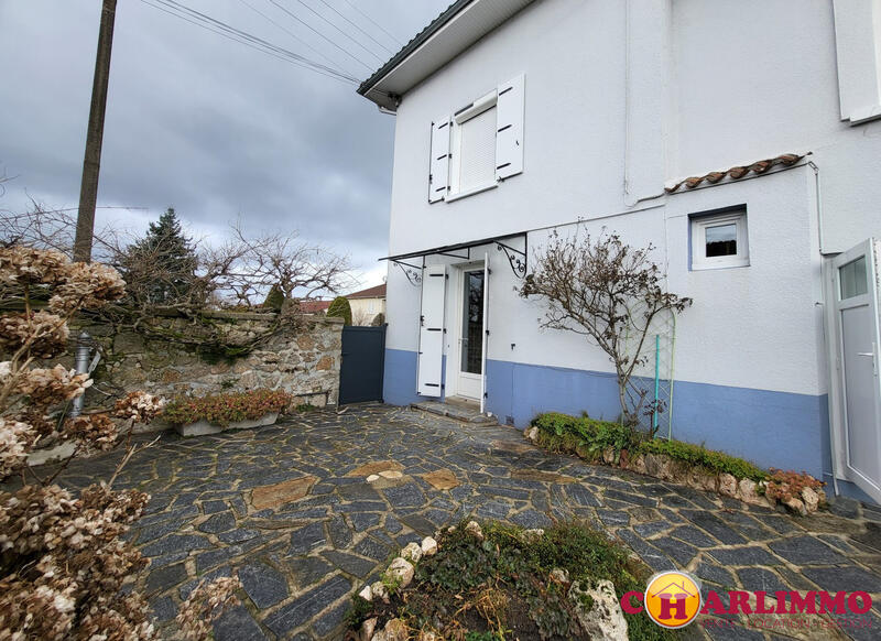 Maison traditionnelle - 157 m² - 6 pièces