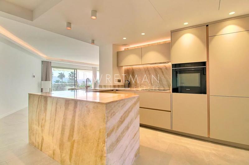 Appartement - 95 m² - 4 pièces