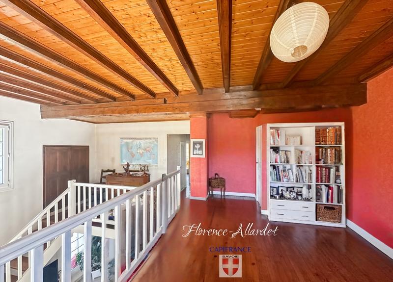 Propriété - 185 m² - 5 pièces