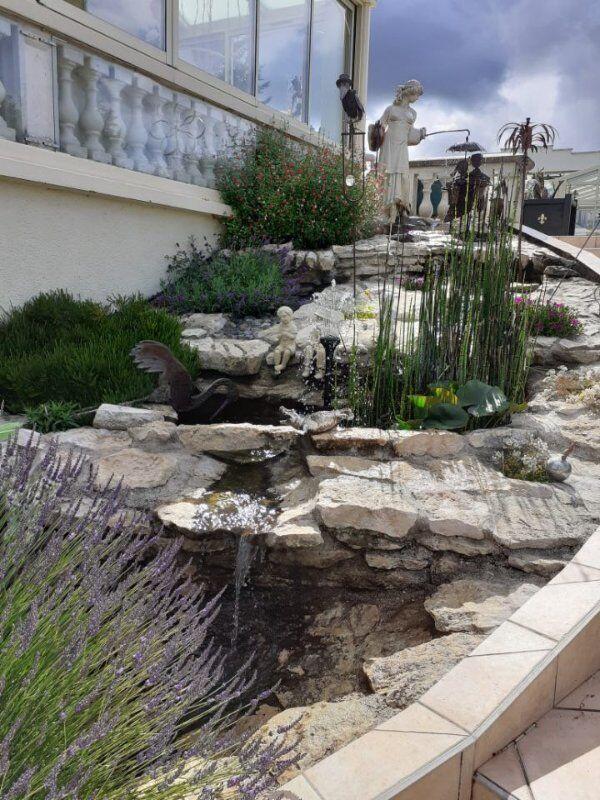 Maison - 380 m² - 12 pièces