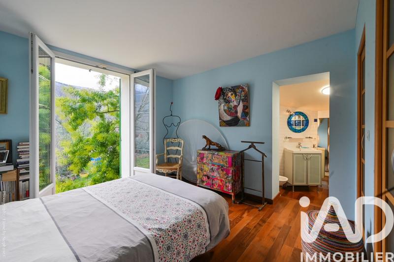 Maison - 110 m² - 6 pièces