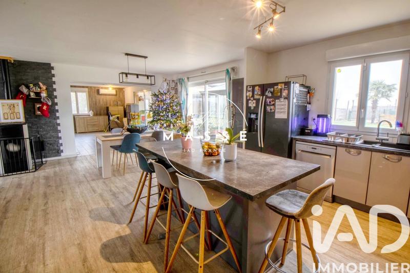 Maison - 140 m² - 7 pièces