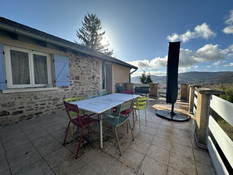 Maison - 195 m² - 12 pièces