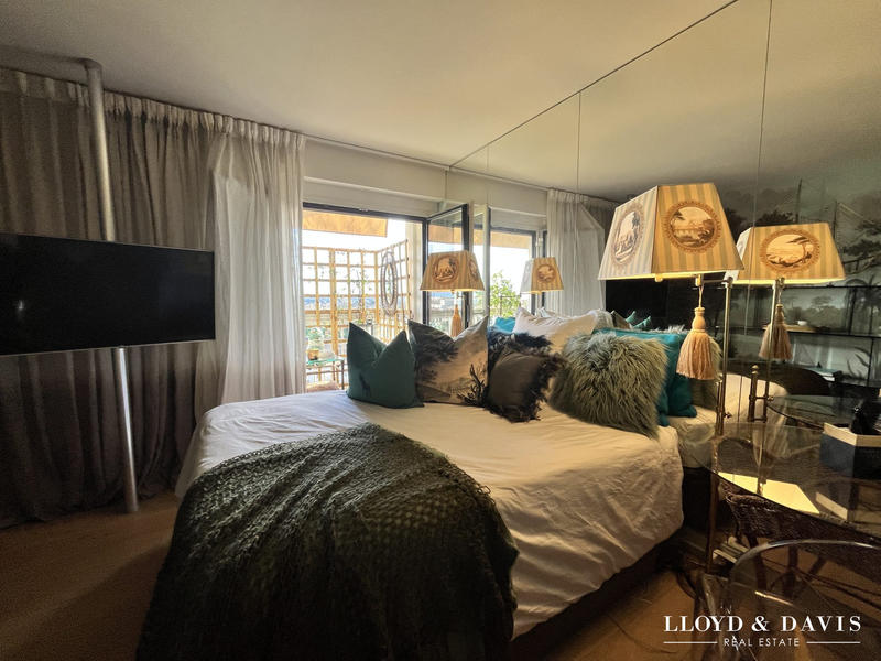 Appartement - 96 m² - 5 pièces