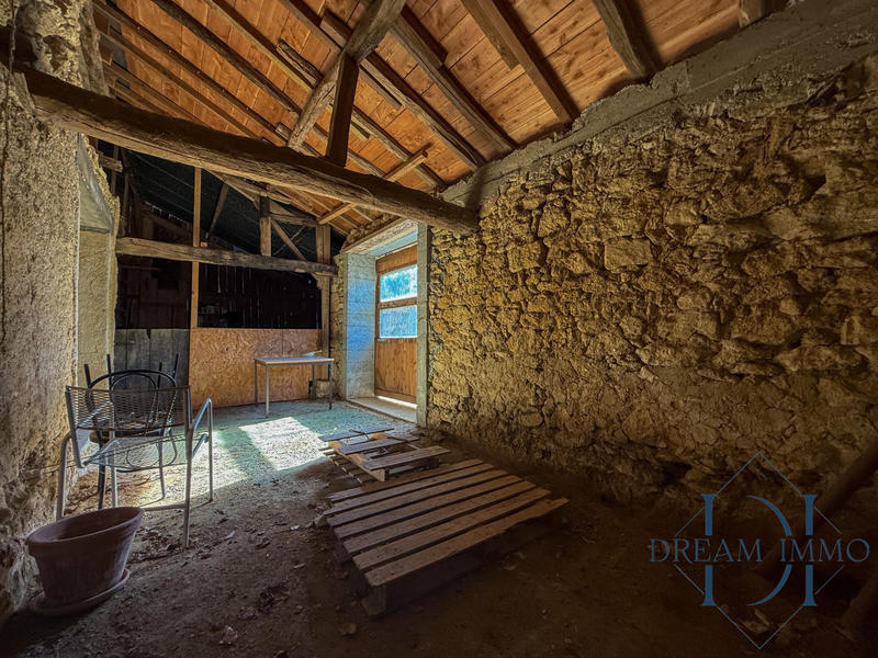 Maison - 196 m² - 5 pièces