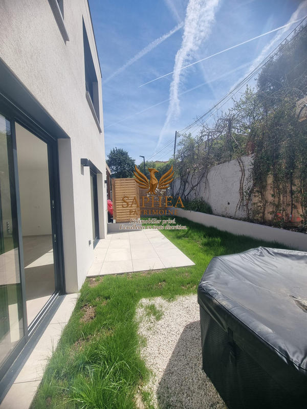 Maison - 76 m² - 3 pièces