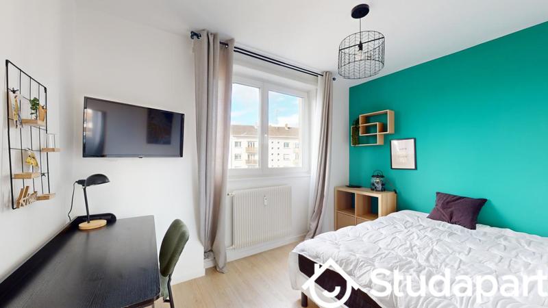 Chambre - 9 m² - 1 pièce