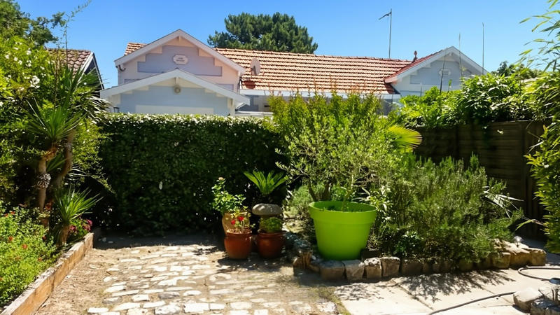 Maison - 100 m² - 6 pièces