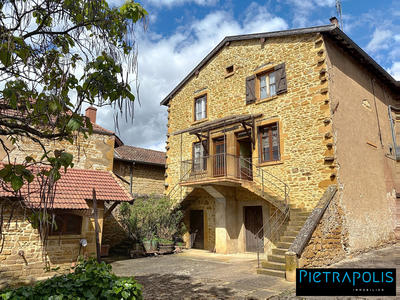 Maison - 140 m² - 5 pièces