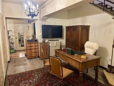 Maison de ville - 237 m² - 7 pièces
