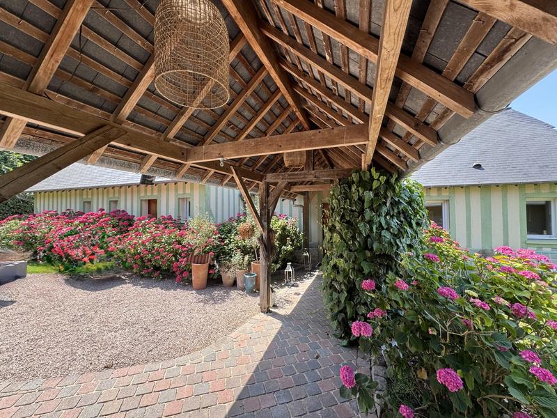 Maison - 200 m² - 6 pièces