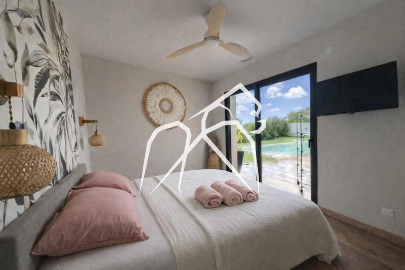 Maison ancienne - 190 m² - 6 pièces