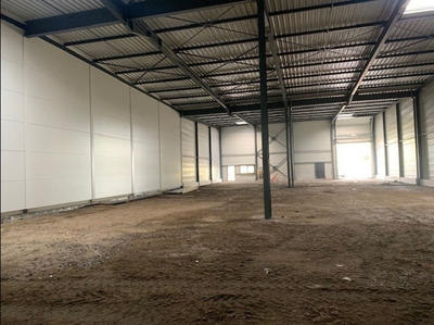 Local d'activité / Entrepôt - 916 m²