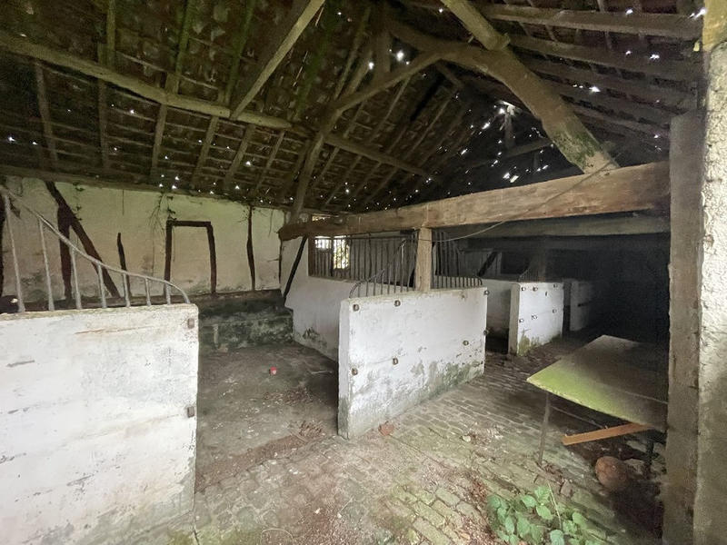 Corps de ferme - 280 m² - 9 pièces