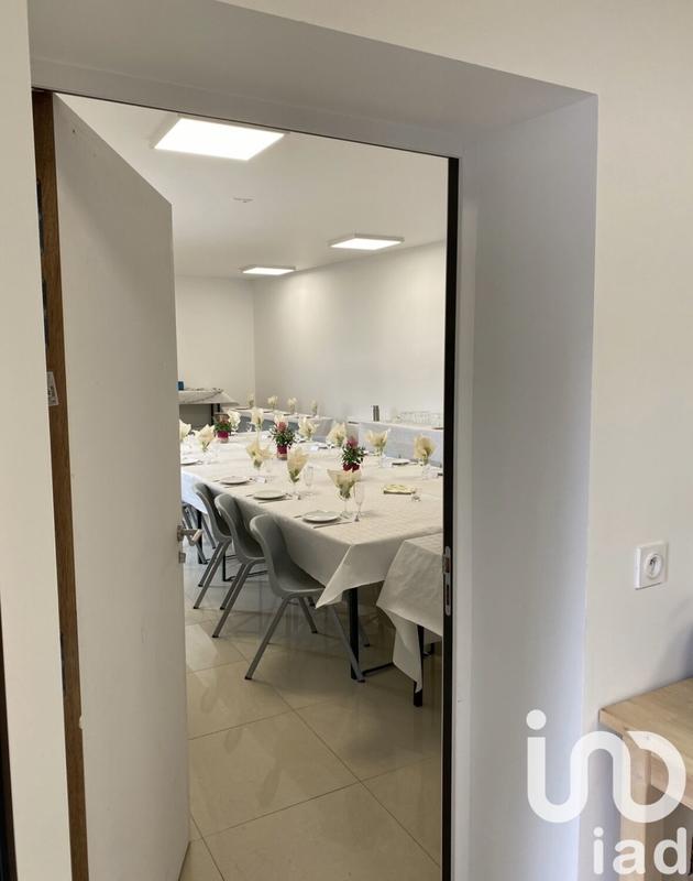 Maison - 300 m² - 10 pièces
