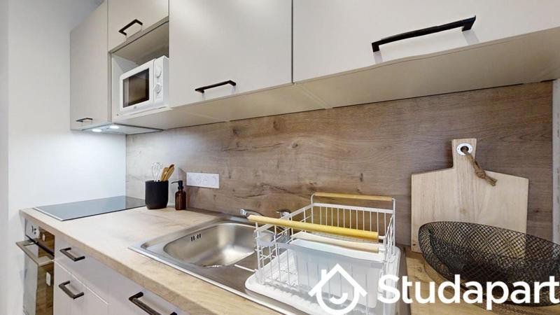 Chambre - 11 m² - 1 pièce