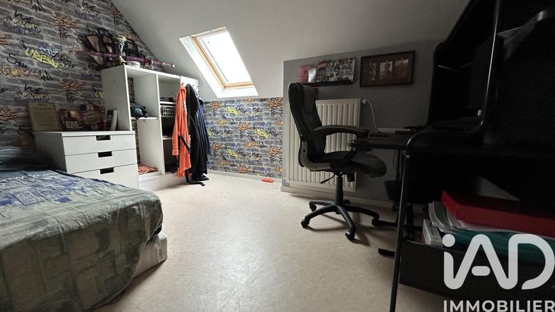 Maison - 235 m² - 8 pièces