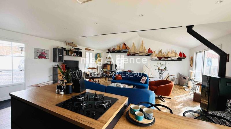 Maison - 136 m² - 6 pièces