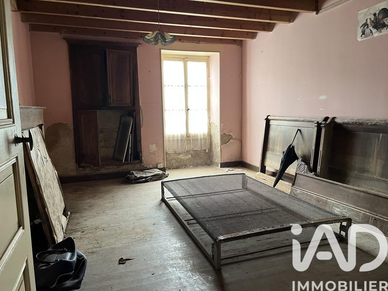 Maison - 410 m² - 8 pièces