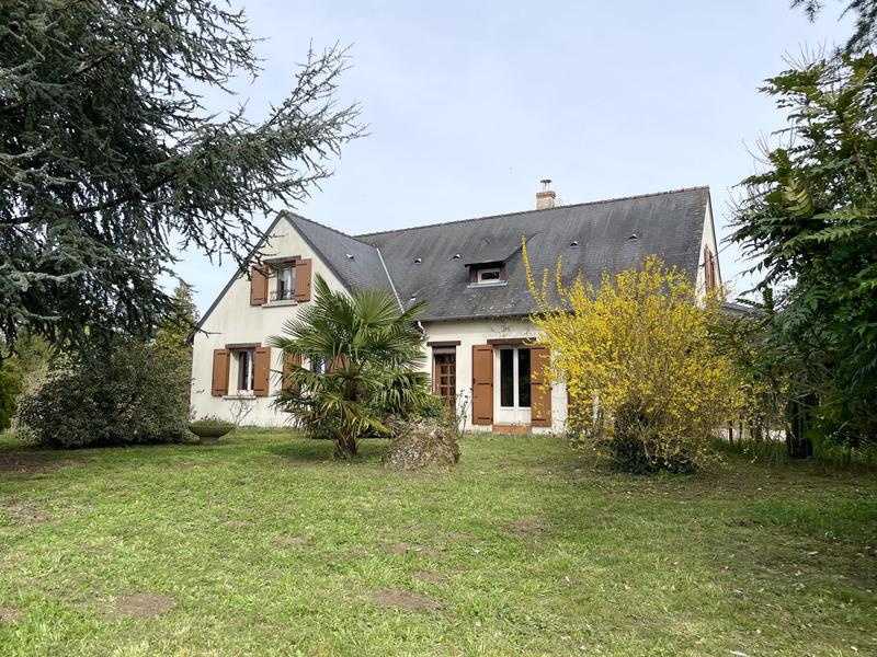 Maison - 172 m² - 8 pièces