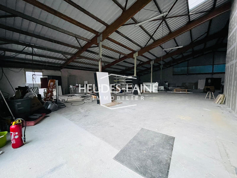 Local d'activités - 458 m² - 1 pièce