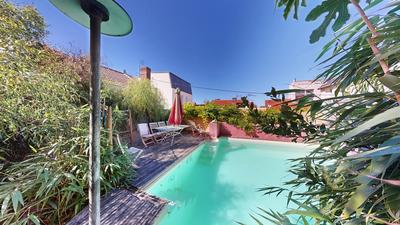 Maison - 158 m² - 8 pièces