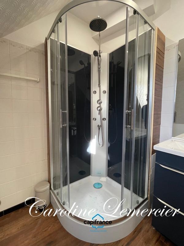 Maison - 294 m² - 9 pièces