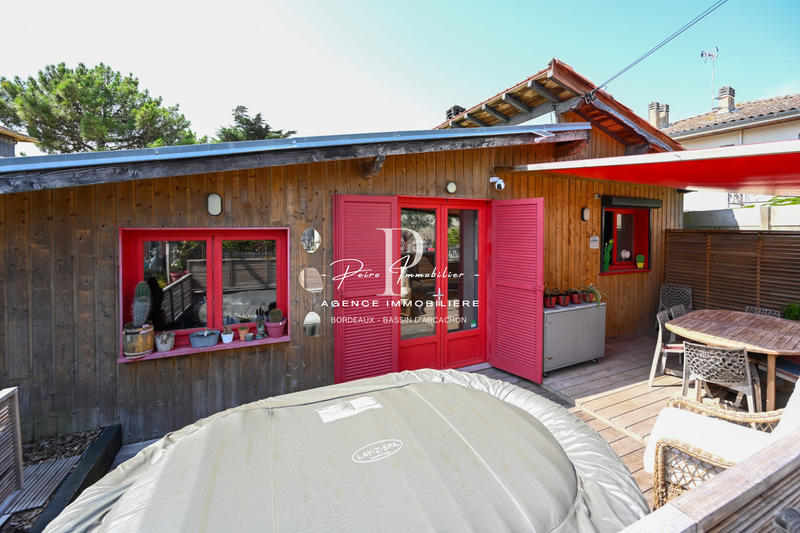 Villa - 220 m² - 11 pièces