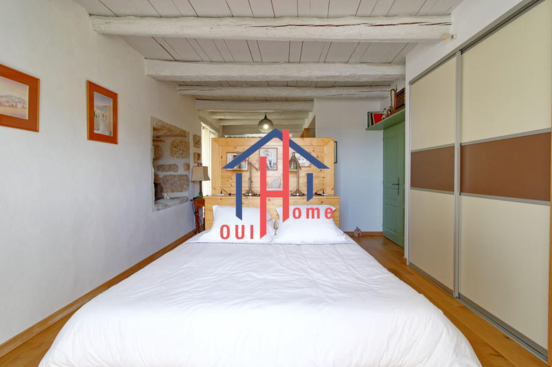 Maison ancienne - 209 m² - 6 pièces