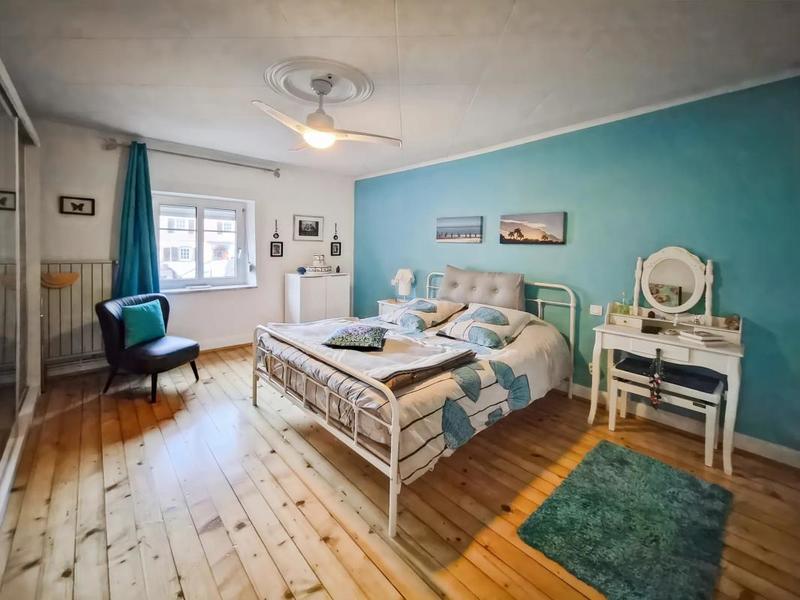 Maison - 195 m² - 6 pièces