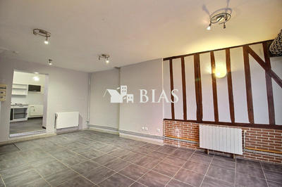 Maison ancienne - 84 m² - 3 pièces