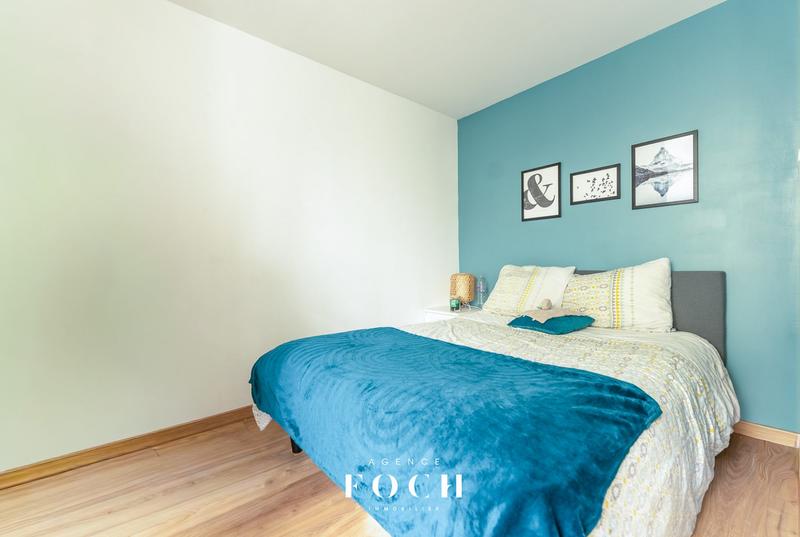 Appartement - 102 m² - 5 pièces