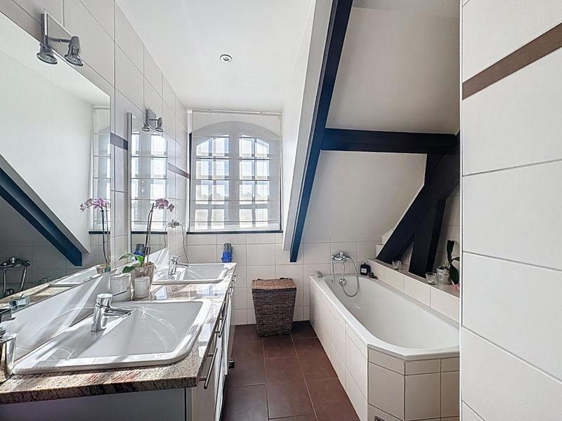 Maison - 162 m² - 6 pièces