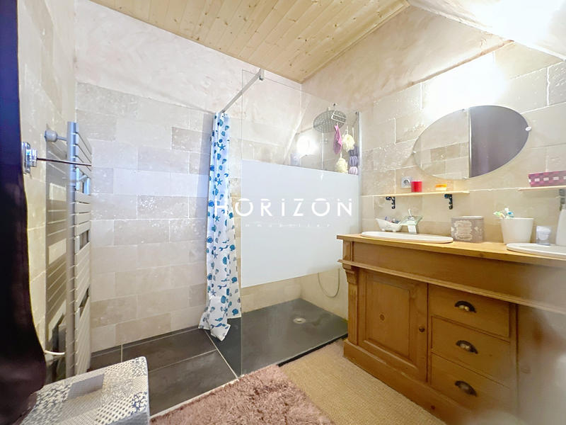 Maison ancienne - 183 m² - 7 pièces