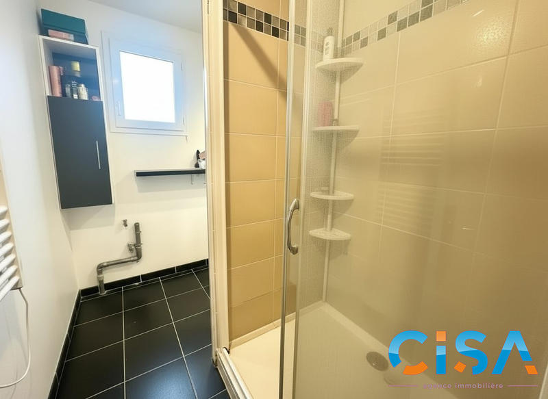 Maison - 88 m² - 6 pièces