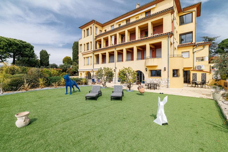 Appartement - 118 m² - 3 pièces