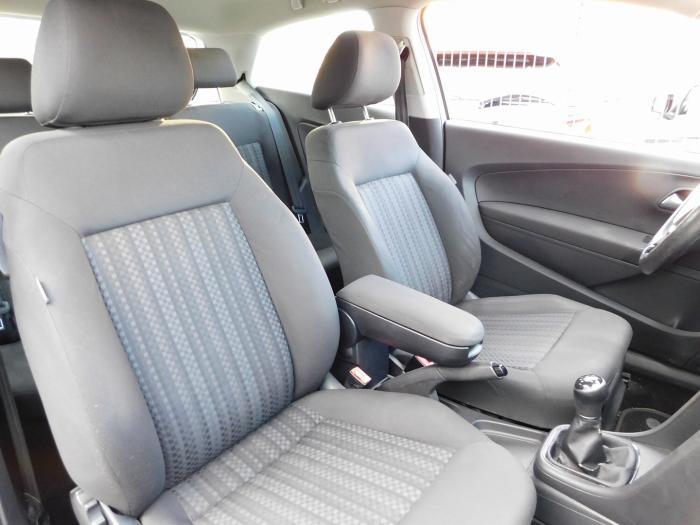 Volkswagen Polo 1.4 Tdi 75ch Bluemotion Technology Trendline 3p