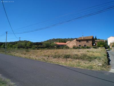 Terrain constructible - 1 410 m²