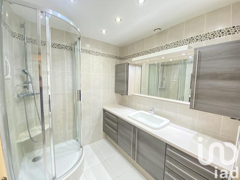 Maison - 84 m² - 4 pièces