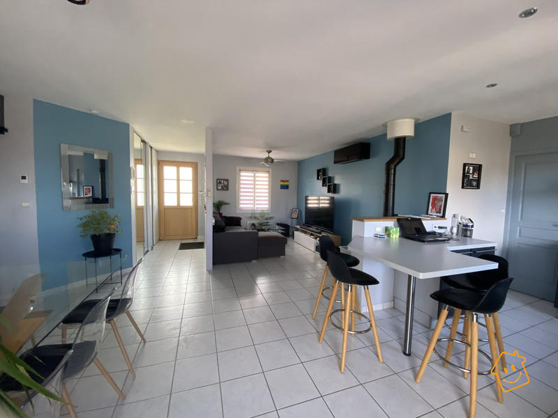 Maison - 90 m² - 4 pièces