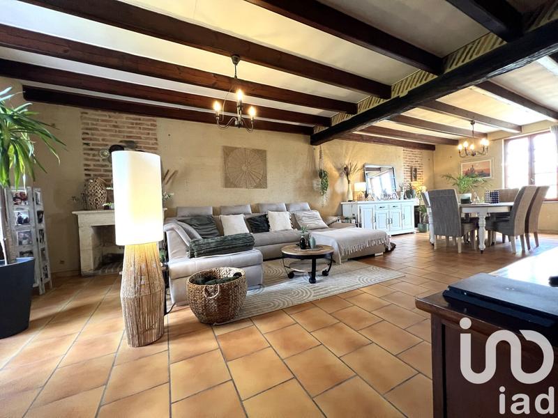 Maison - 257 m² - 8 pièces