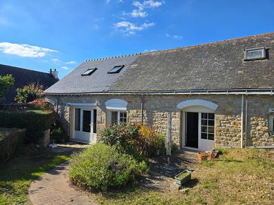 Maison en pierre - 102 m² - 4 pièces