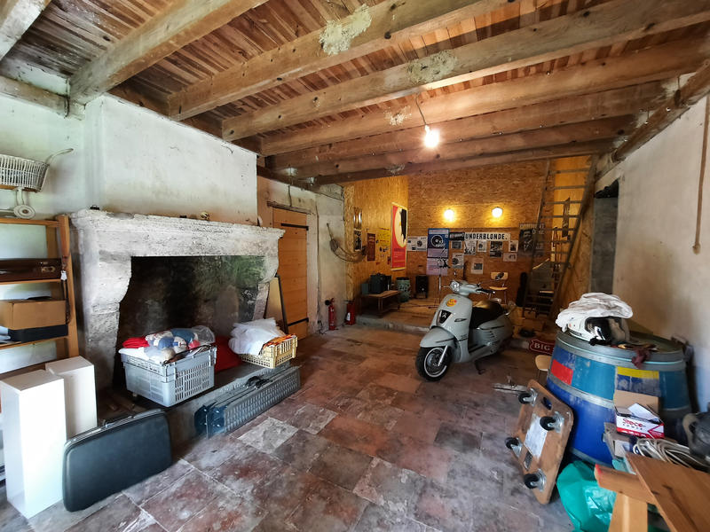 Maison - 237 m² - 6 pièces