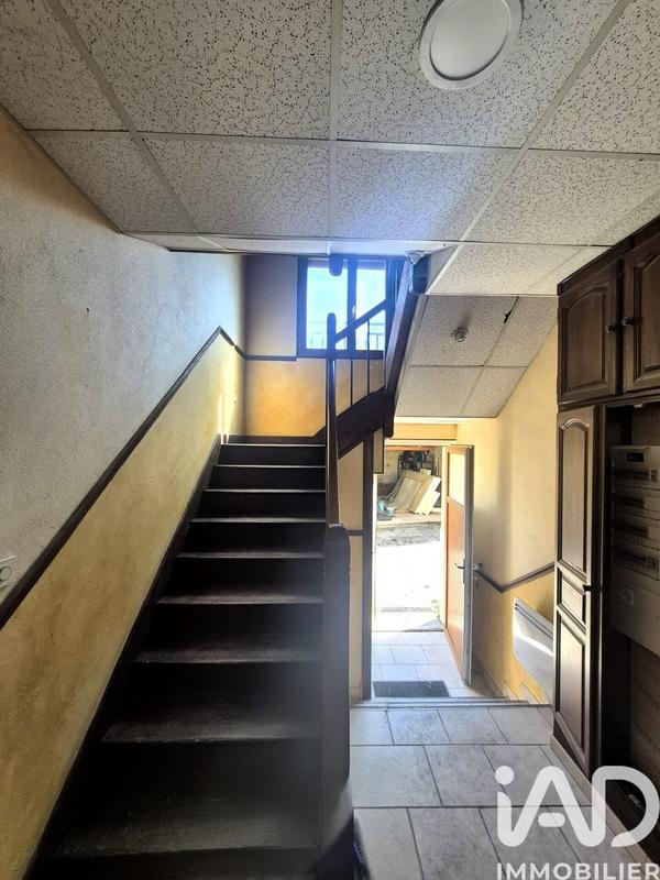 Maison - 311 m² - 14 pièces