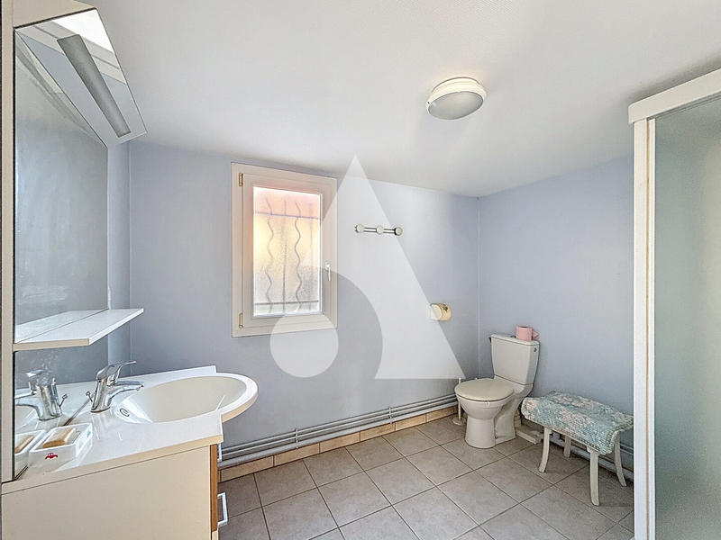 Maison - 191 m² - 7 pièces