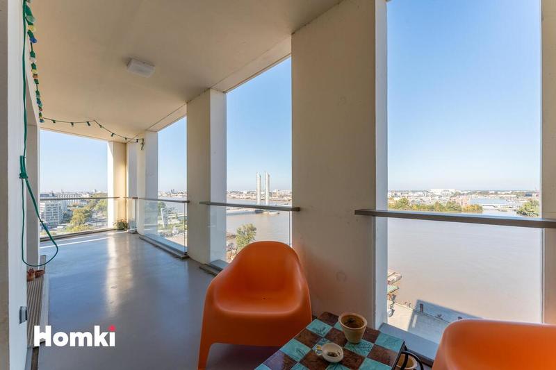 Appartement - 101 m² - 4 pièces