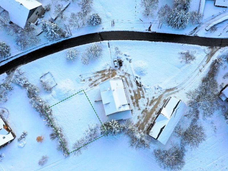 Terrain constructible - 679 m²