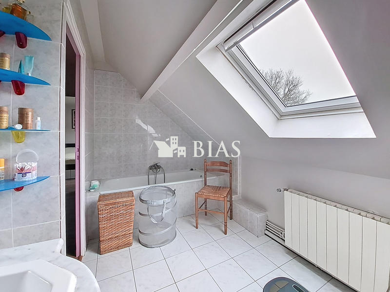 Maison traditionnelle - 130 m² - 5 pièces