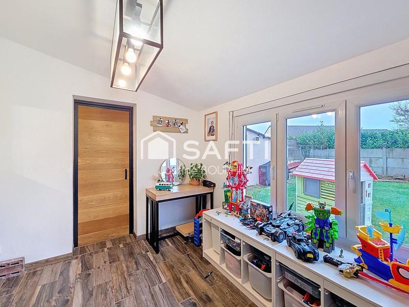 Maison - 89 m² - 5 pièces