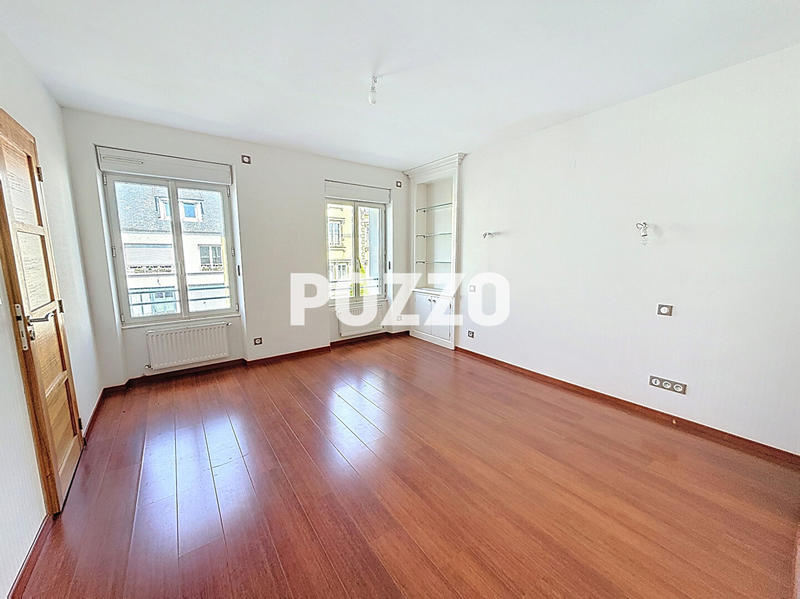 Maison - 169 m² - 5 pièces